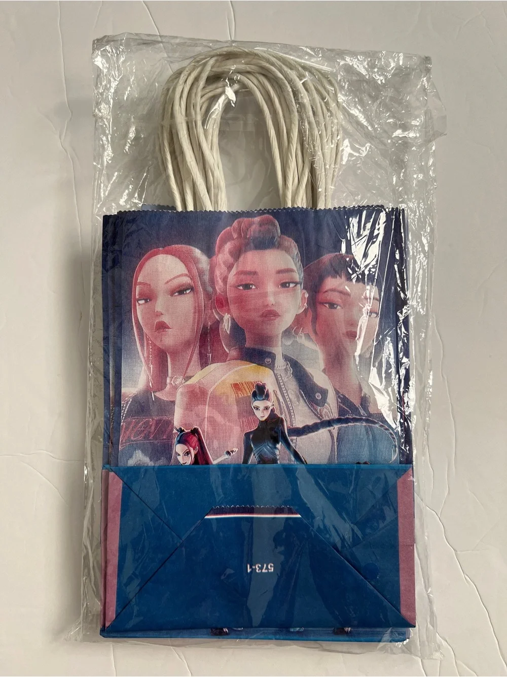Kpop Demon Hunters Huntrix x Saja Boys Paper Party Gift Bags